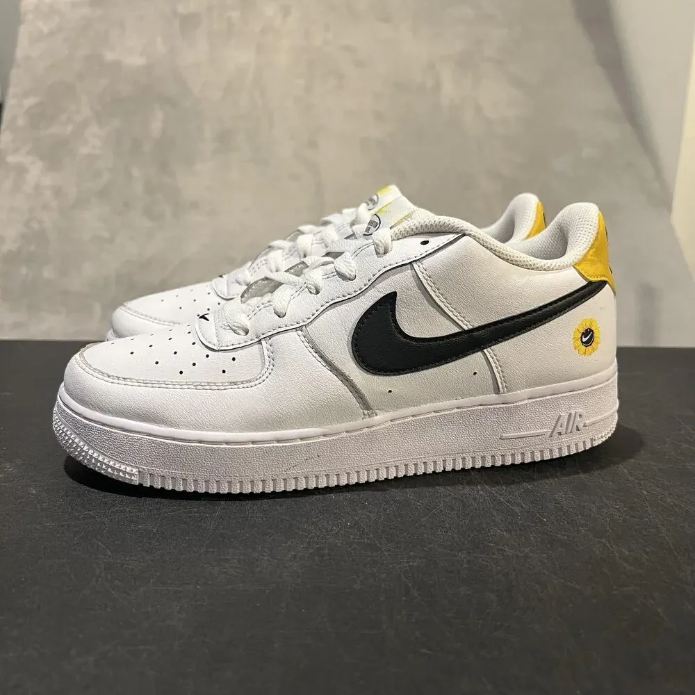 Nike Air Force 1 Shoes Youth Size 5.5Y White Black Have A Nike Day DM0983-101